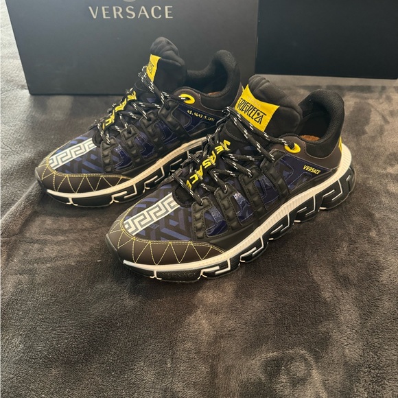 Versace Trigreca main image 5